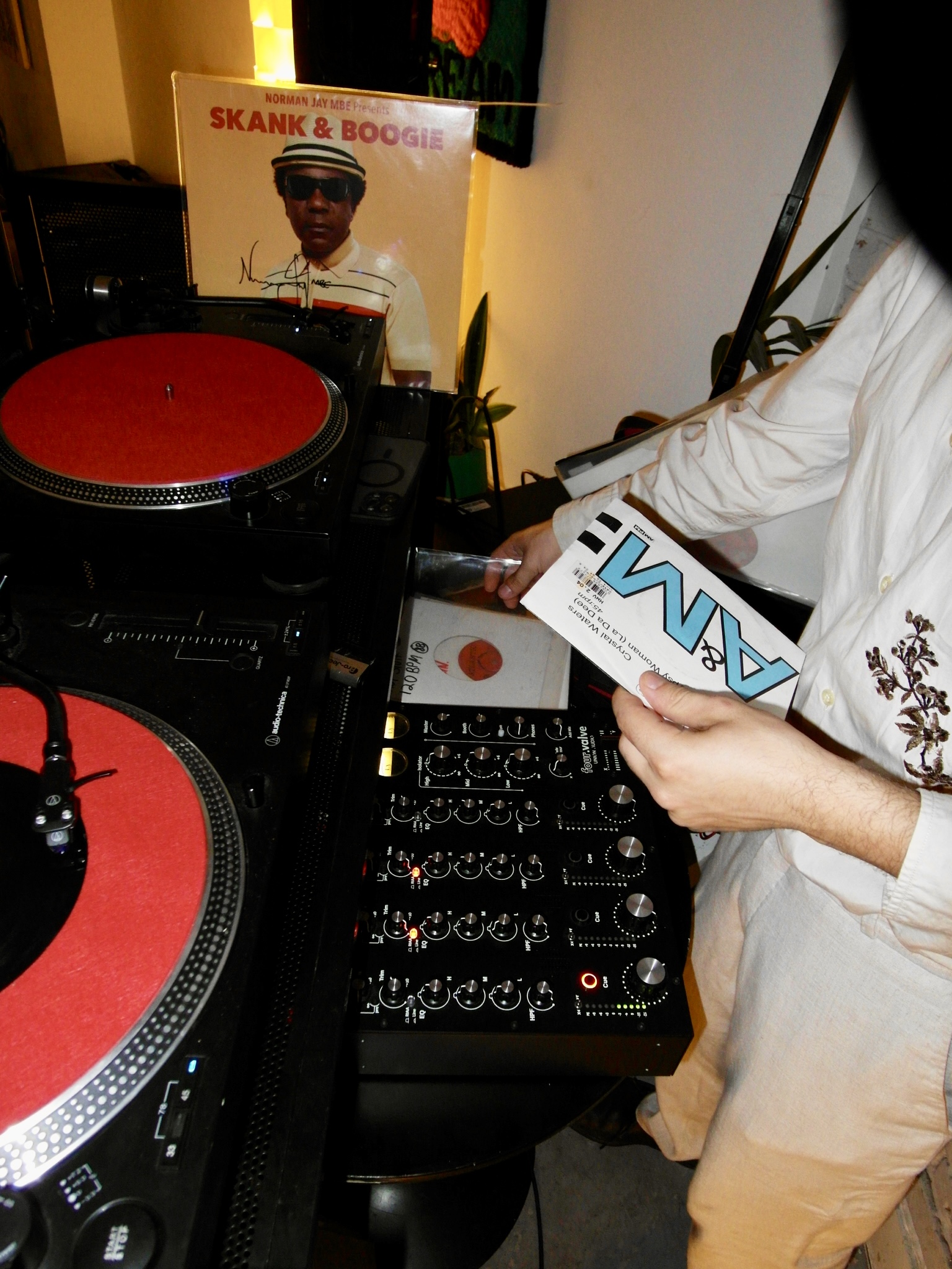 Vinyl Nights at Sevente — IMG_1368